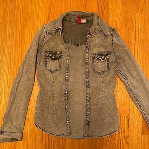 Women's H&M Acid Wash Gray Button Down Button Up Shirt